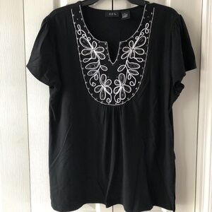 Embroidered, Beaded Womens' Top by R.Q.T. top, XL, EUC